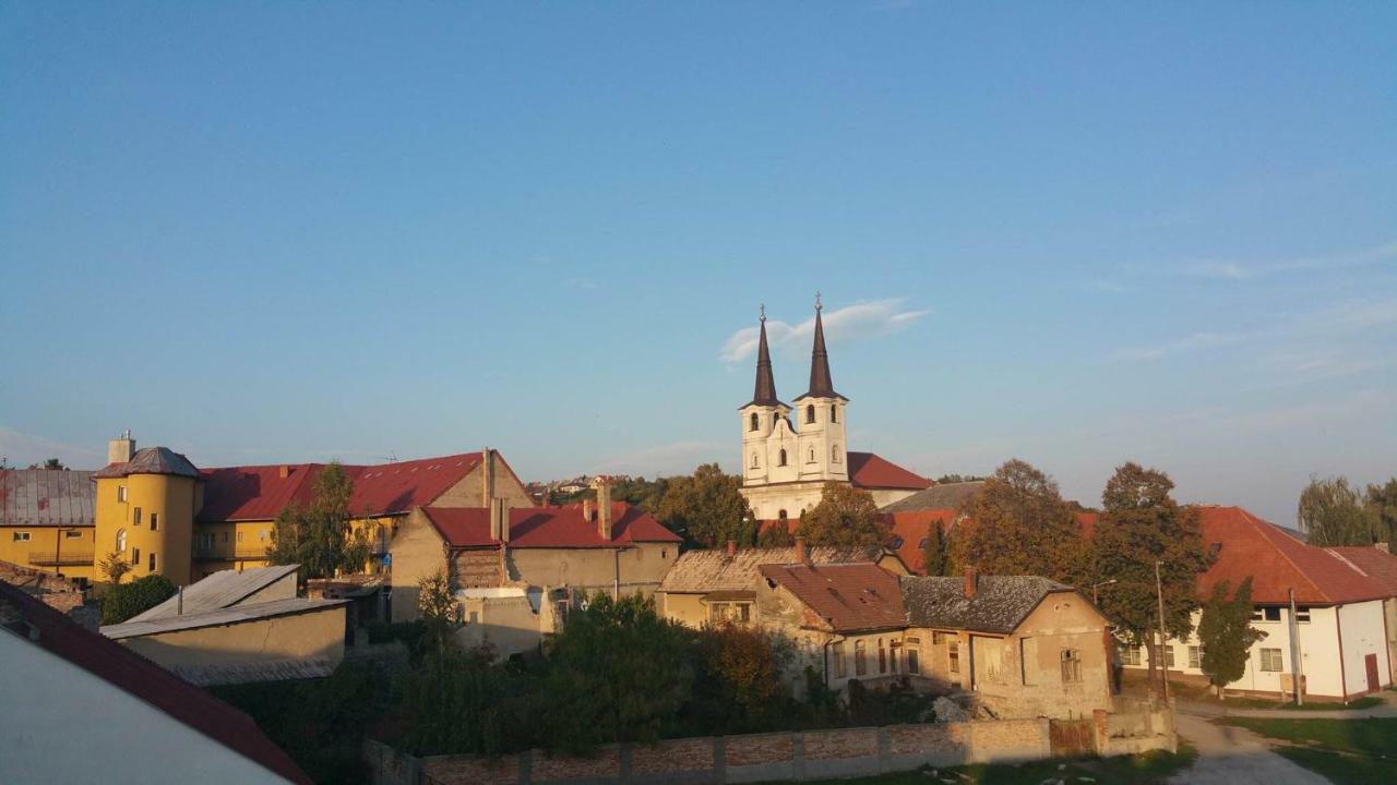 Penzion Gapa Ipolyság Kültér fotó